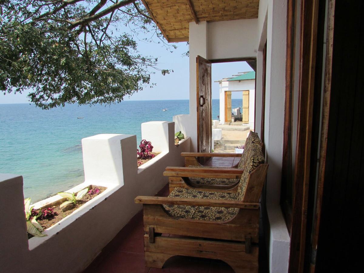 Njaya Lodge Nkhata Bay Dış mekan fotoğraf