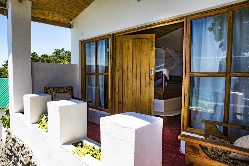 Njaya Lodge Nkhata Bay Dış mekan fotoğraf