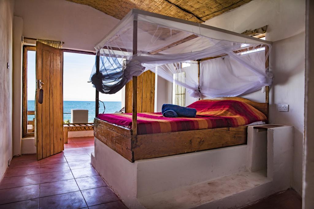 Njaya Lodge Nkhata Bay Dış mekan fotoğraf