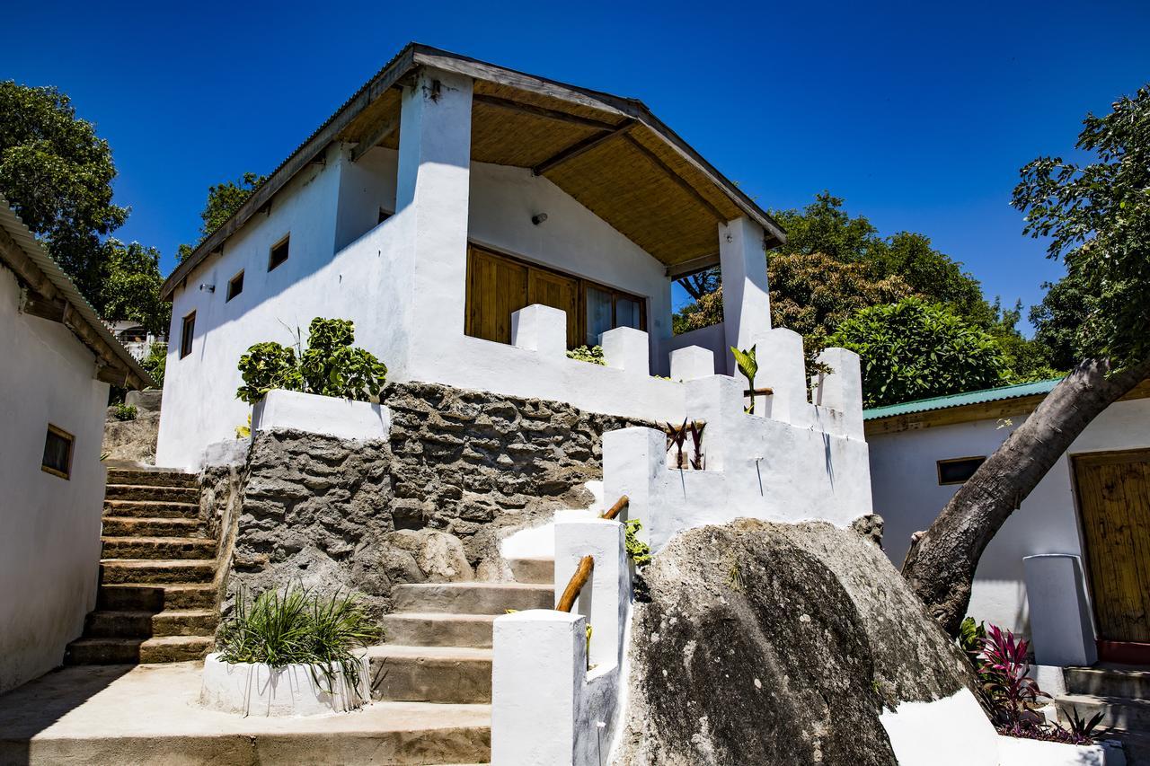 Njaya Lodge Nkhata Bay Dış mekan fotoğraf