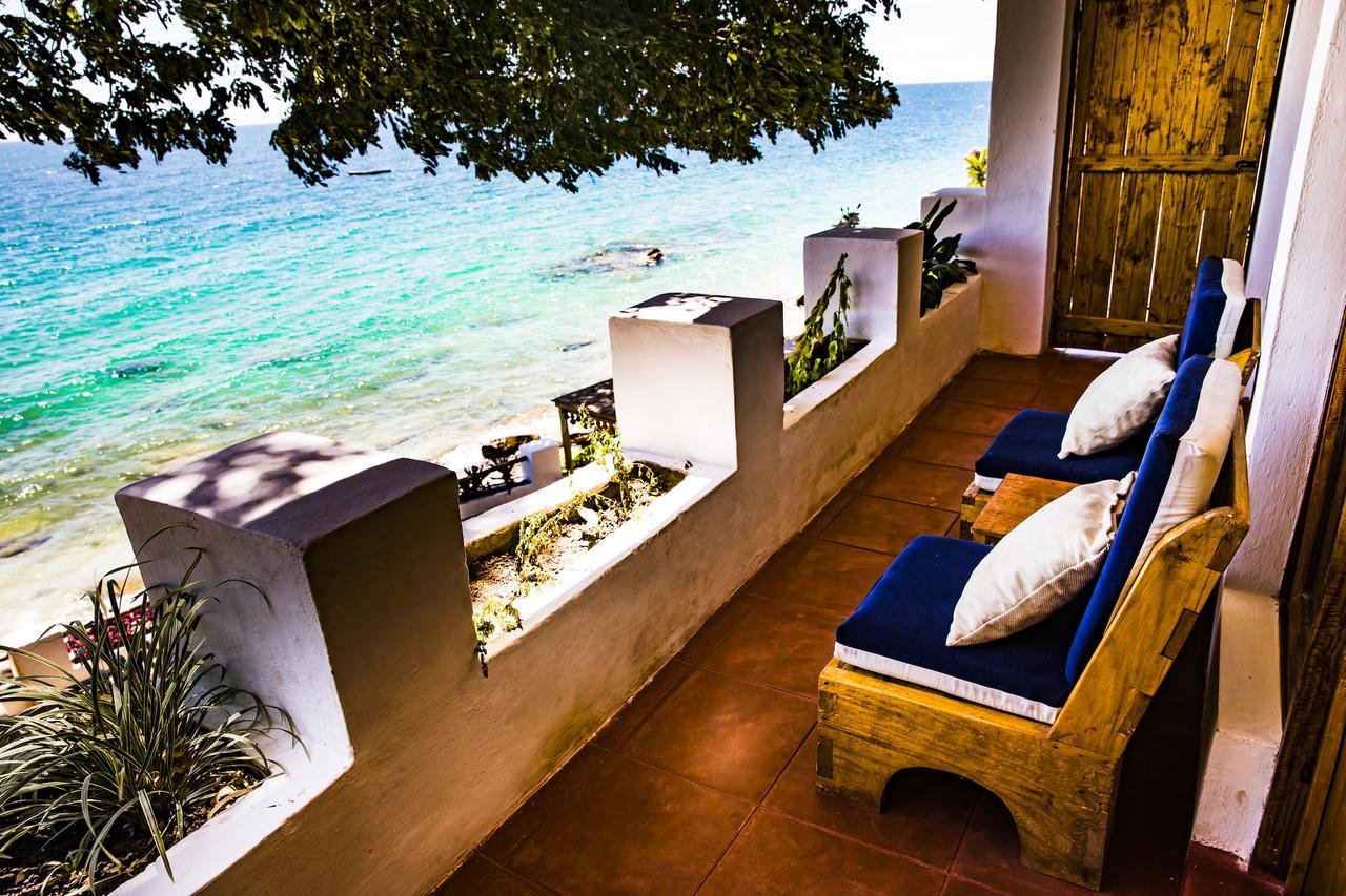 Njaya Lodge Nkhata Bay Dış mekan fotoğraf